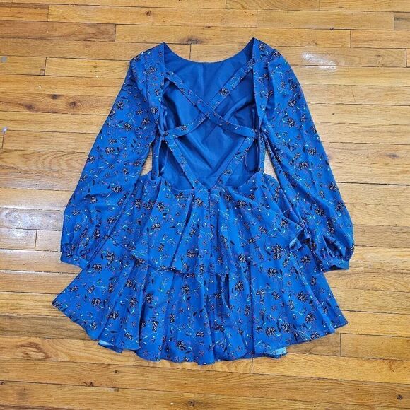 Love by Theia Blue Ruffle Tiered Strappy Back Cocktail Dress Size 4 - Picture 6 of 8